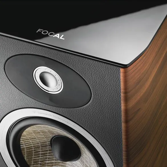 Focal Aria 905