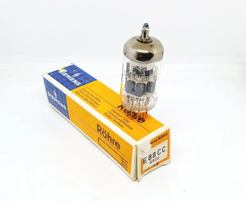 E88CC - 6922 SIEMENS Gold Pin NOS-NIB Singola (v181)