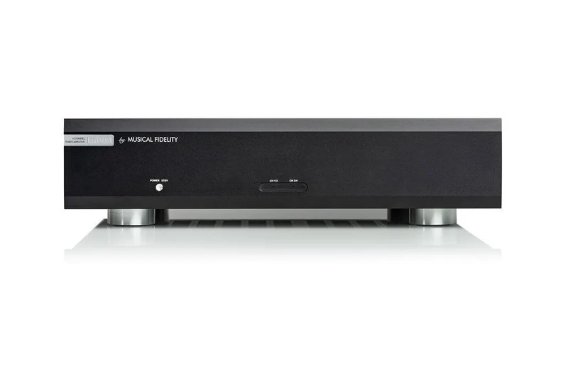 Musical Fidelity M6x 250.4/2 Finale di potenza multicanale. Potenza 4x175W su 4 ohm e 2x250W su 4ohm a ponte