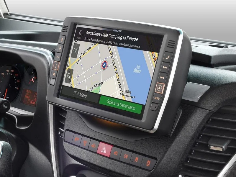 Alpine X903D-ID autoradio 9'' per Iveco Daily con Bluetooth, Navi, Apple CarPlay e Android Auto