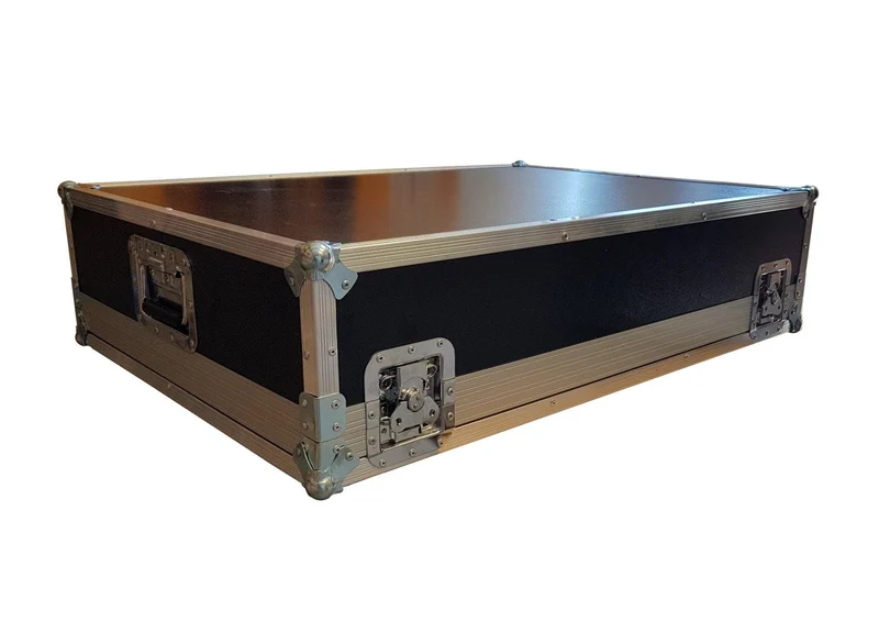EXTREME MGP32X FLIGHT CASE PROFESSIONALE PER MIXER YAMAHA MGP32X ALLUMINIO E MULTISTRATO 9 MM CHIUSURA A FARFALLA