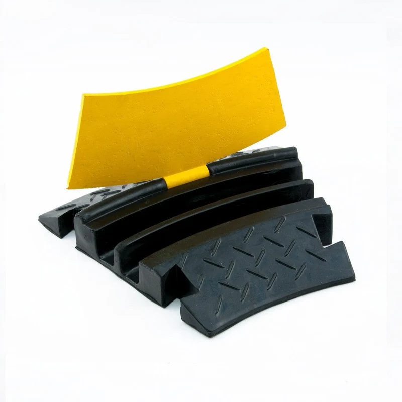 Pedana proteggi cavo Master Audio CP2 ad angolo da 30° a 2 canali