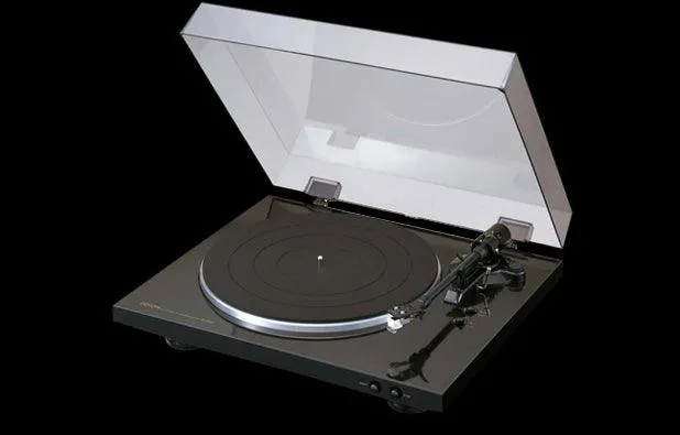 DENON DP-300F NERO giradischi trazione a cinghia compreso di braccio e testina,