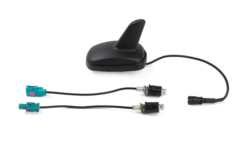 Antenna tetto a pinna amplificata per VW-Seat-Skoda 03- Phonocar 08006