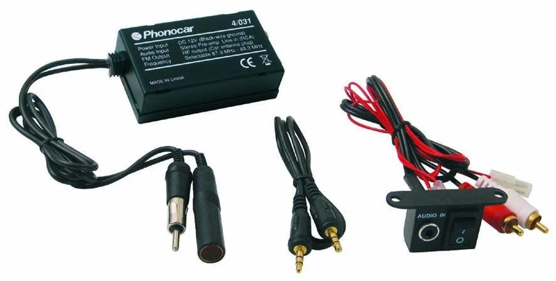 Interfaccia Audio con Modulatore di Frequenza Phonocar 04031