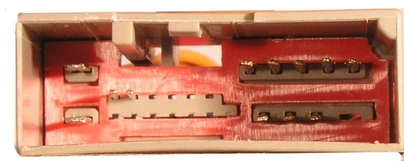 Cavo autoradio con connettore ISO per Ford/Land Rover Phonocar 04728