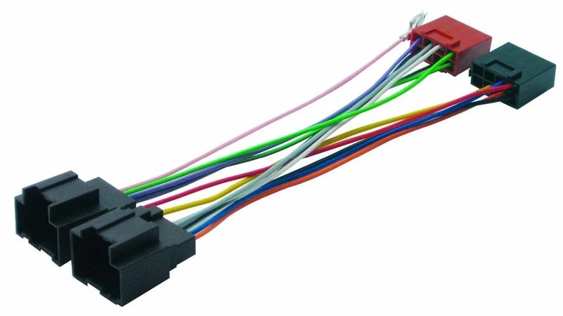 Cavo autoradio con connettore ISO per Chevrolet Captiva - Epica 06- Aveo 10-12 Phonocar 04740